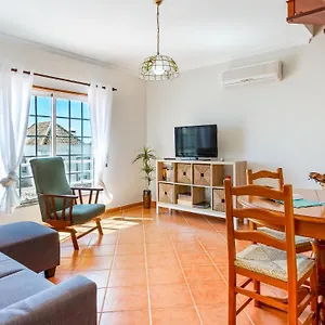 https://luminous-3bdr-apartment-w-balcony-by-lovelystay.hotelaalgarve.com